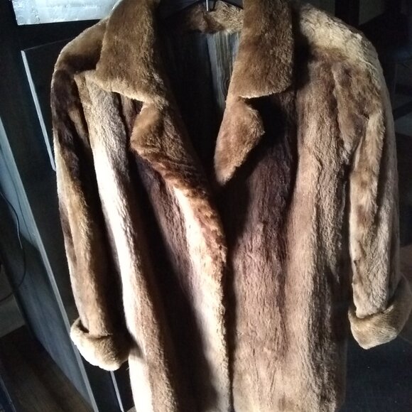Brown Sheared Raccoon Knee Length Real Fur Swing Coat 32" Long Size 8/10 Medium - Picture 3 of 14